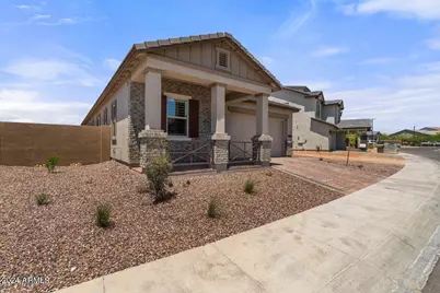 21816 N 59th Street, Phoenix, AZ 85054 - Photo 2