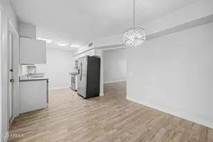 9959 W Hawthorn Dr, Sun City, AZ 85351 - Photo 8