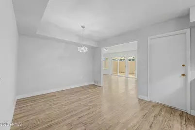 9959 W Hawthorn Drive, Sun City, AZ 85351 - Photo 8