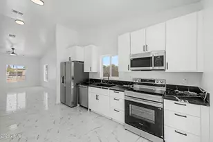 3235 W Vaquero Dr, Eloy, AZ 85131 - Photo 2
