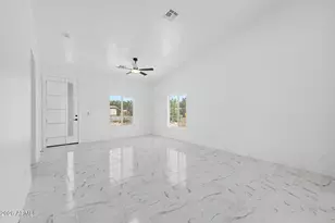 3235 W Vaquero Dr, Eloy, AZ 85131 - Photo 6