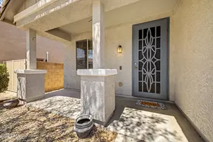 7832 W Molly Dr, Peoria, AZ 85383 - Photo 6