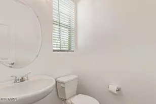 1635 E Dogwood Ln, Gilbert, AZ 85295 - Photo 14