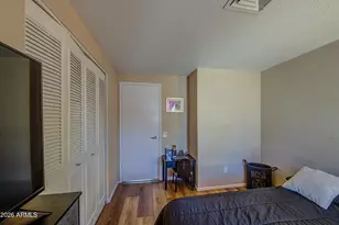 3642 N 72nd Dr, Phoenix, AZ 85033 - Photo 10
