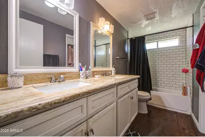3642 N 72nd Drive, Phoenix, AZ 85033 - Photo 6