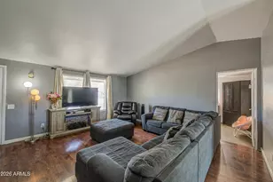 3642 N 72nd Dr, Phoenix, AZ 85033 - Photo 18
