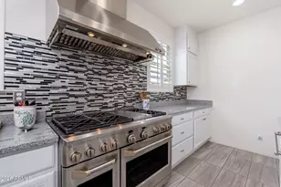 22536 N 100th Ave, Peoria, AZ 85383 - Photo 14