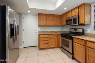 717 E Sack Dr, Phoenix, AZ 85024 - Photo 10