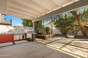 717 E Sack Dr, Phoenix, AZ 85024 - Photo 14