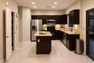 7518 S 13th Pl, Phoenix, AZ 85042 - Photo 6