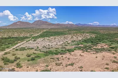 165 N Blue Jay Road #165, Willcox, AZ 85643 - Photo 6