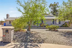 3723 W Cochise Dr, Phoenix, AZ 85051 - Photo 2