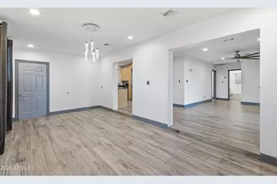 3402 N 26th Place, Phoenix, AZ 85016 - Photo 18
