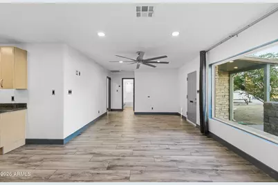 3402 N 26th Place, Phoenix, AZ 85016 - Photo 8