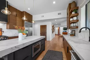 7260 E Eagle Crest Dr, Mesa, AZ 85207 - Photo 8