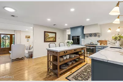 2811 E Corrine Drive, Phoenix, AZ 85032 - Photo 10