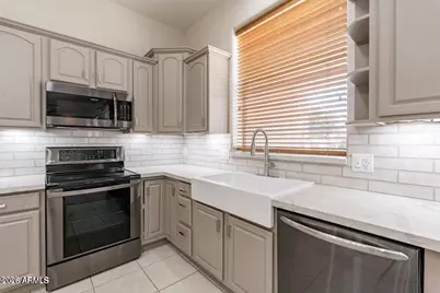 2607 E Melrose Street, Gilbert, AZ 85297 - Photo 12