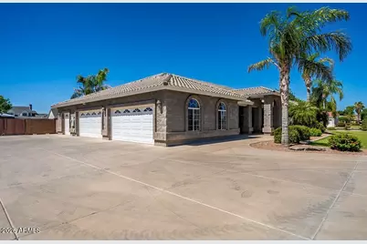 2607 E Melrose Street, Gilbert, AZ 85297 - Photo 4