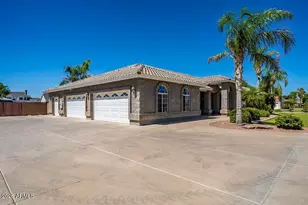 2607 E Melrose St, Gilbert, AZ 85297 - Photo 4