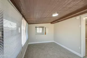 6321 W Palm Ln, Phoenix, AZ 85035 - Photo 16