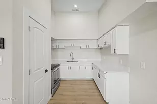 3317 N 80th Ln, Phoenix, AZ 85033 - Photo 12