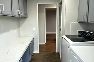303 E South Mountain Ave, Phoenix, AZ 85042 - Photo 18