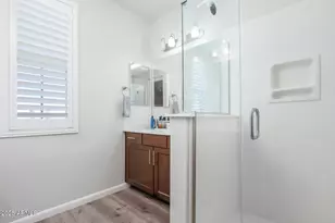 2090 S Dorsey Ln, Tempe, AZ 85282 - Photo 8