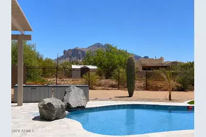 4921 N Wolverine Pass Road, Apache Junction, AZ 85119 - Photo 2