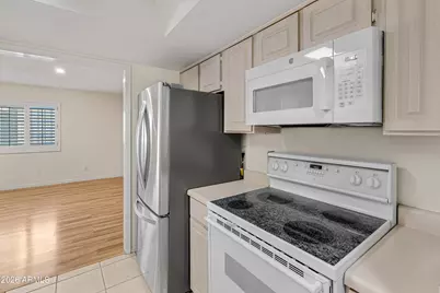 7804 E Plaza Avenue, Scottsdale, AZ 85250 - Photo 10