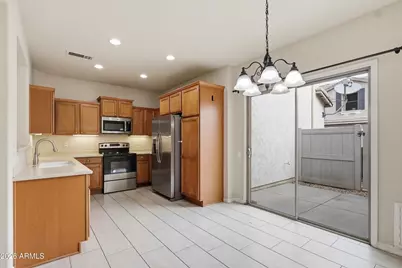 16025 N 19th Drive, Phoenix, AZ 85023 - Photo 10