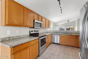 9258 W Monroe St, Peoria, AZ 85345 - Photo 12