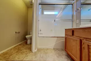 9258 W Monroe St, Peoria, AZ 85345 - Photo 10