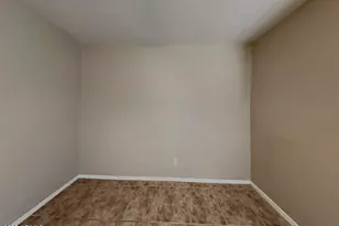 9258 W Monroe St, Peoria, AZ 85345 - Photo 12