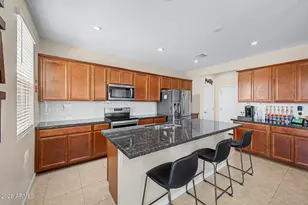 17805 W Daley Ln, Surprise, AZ 85387 - Photo 12