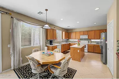 8607 W Brown Street, Peoria, AZ 85345 - Photo 14