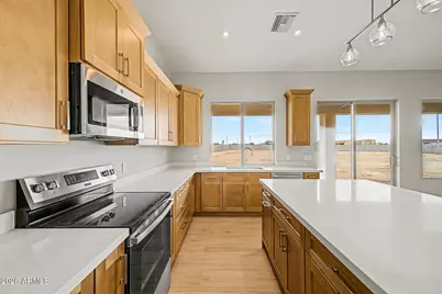 26515 N 241st Avenue, Wittmann, AZ 85361 - Photo 8