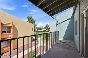 818 S Langley Ave, Tucson, AZ 85710 - Photo 4