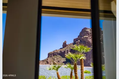 5724 N Echo Canyon Drive, Phoenix, AZ 85018 - Photo 1