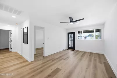 3518 E Montecito Avenue #4, Phoenix, AZ 85018 - Photo 6