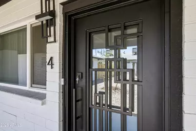 3518 E Montecito Avenue #4, Phoenix, AZ 85018 - Photo 4
