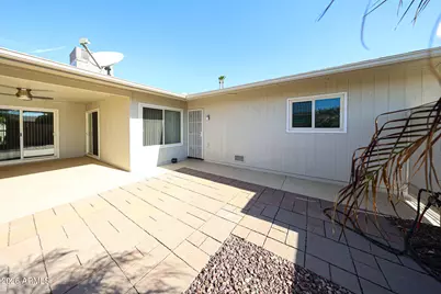 10833 W Santa Fe Drive, Sun City, AZ 85351 - Photo 30