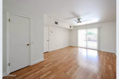 10833 W Santa Fe Drive, Sun City, AZ 85351 - Photo 4