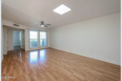 10833 W Santa Fe Drive, Sun City, AZ 85351 - Photo 10