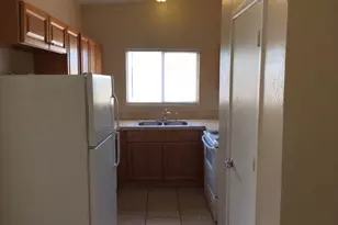 7106 N 68th Ave, Glendale, AZ 85303 - Photo 8