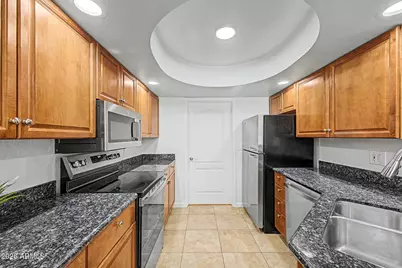 4848 N 36th Street #130, Phoenix, AZ 85018 - Photo 12