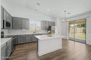 11217 N 157th Ave, Surprise, AZ 85379 - Photo 8