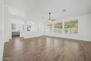 11217 N 157th Ave, Surprise, AZ 85379 - Photo 4