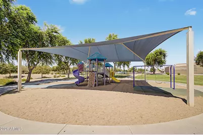 11217 N 157th Avenue, Surprise, AZ 85379 - Photo 34