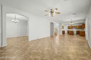 10934 W Locust Ln, Avondale, AZ 85323 - Photo 14