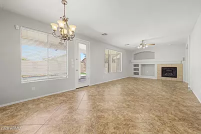 10934 W Locust Lane, Avondale, AZ 85323 - Photo 12